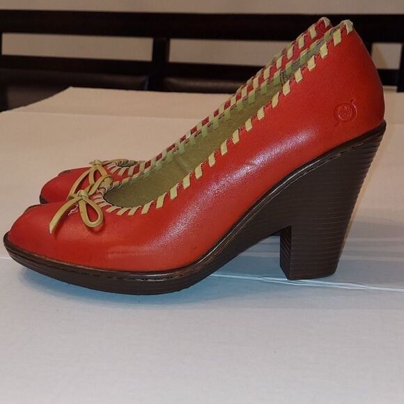 Born Red Bow Peep Toe Chunky Heels Sz 9 - Picture 2 of 9